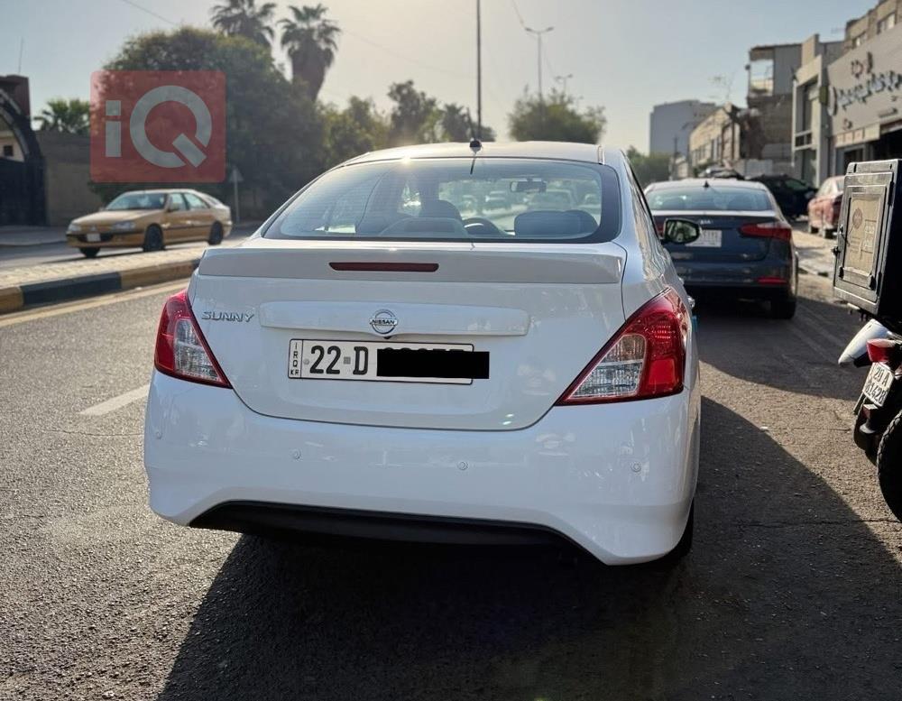 نیسان سەنی